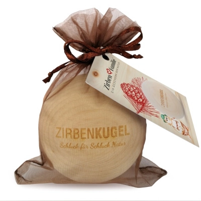 ZirbenFamilie-ZirbenKugel mit Gravur „ZirbenKugel - Schluck für Schluck Natur“