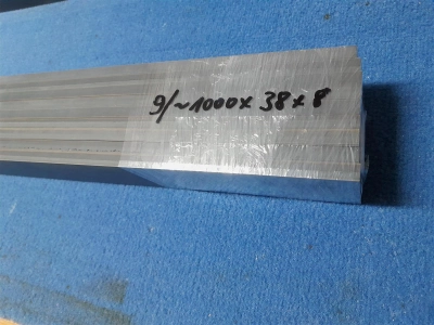 Kompaktplatten-Abschnitte, anthrazit - VE mit 9 St. ca. 1000 x 38 x 8 mm (LxBxD)