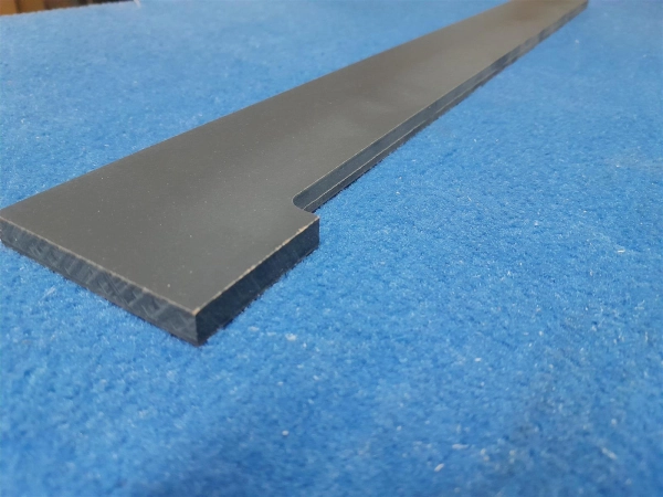 Kompaktplatten-Abschnitte, anthrazit - VE mit 7 St. ca. 500 x 47 x 8 mm (LxBxD)