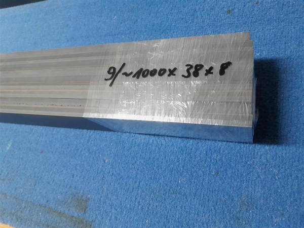 Kompaktplatten-Abschnitte, anthrazit - VE mit 9 St. ca. 1000 x 38 x 8 mm (LxBxD)