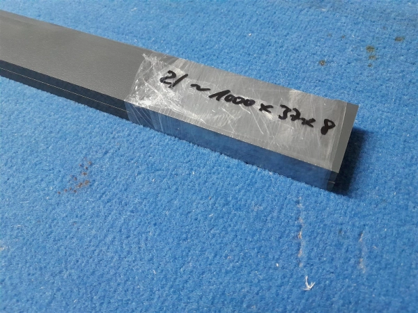 Kompaktplatten-Abschnitte, anthrazit - VE mit 2 St. ca. 1000 x 37 x 8 mm (LxBxD)